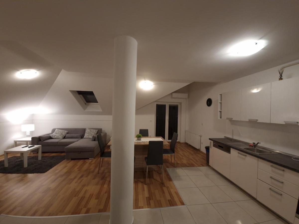 Apartment Apartman Sesvete